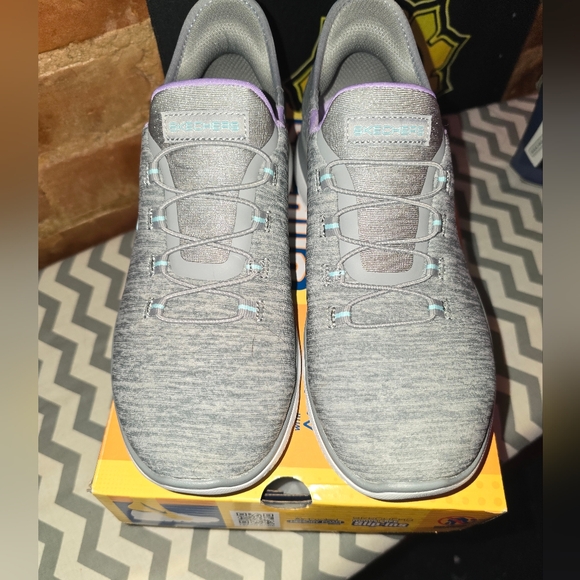 Sketchers Slip Ins - Picture 3 of 3